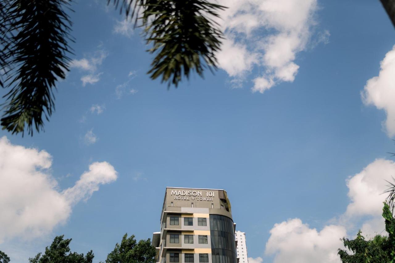 Madison 101 Hotel + Tower Quezon City Exterior photo